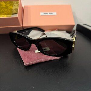Miu Miu Black Logo Sunglasses with Case – Excellent Condition